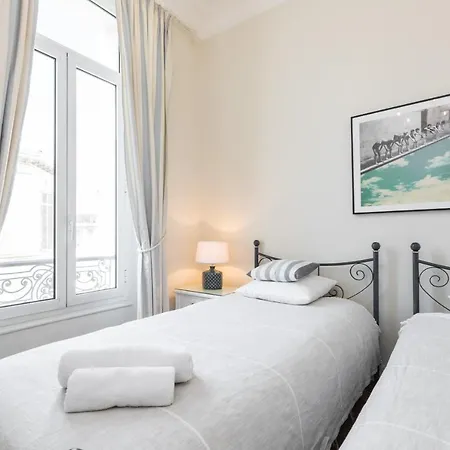 Sleeps 4 Wifi * Cannes