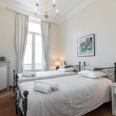 Sleeps 4 Wifi Cannes